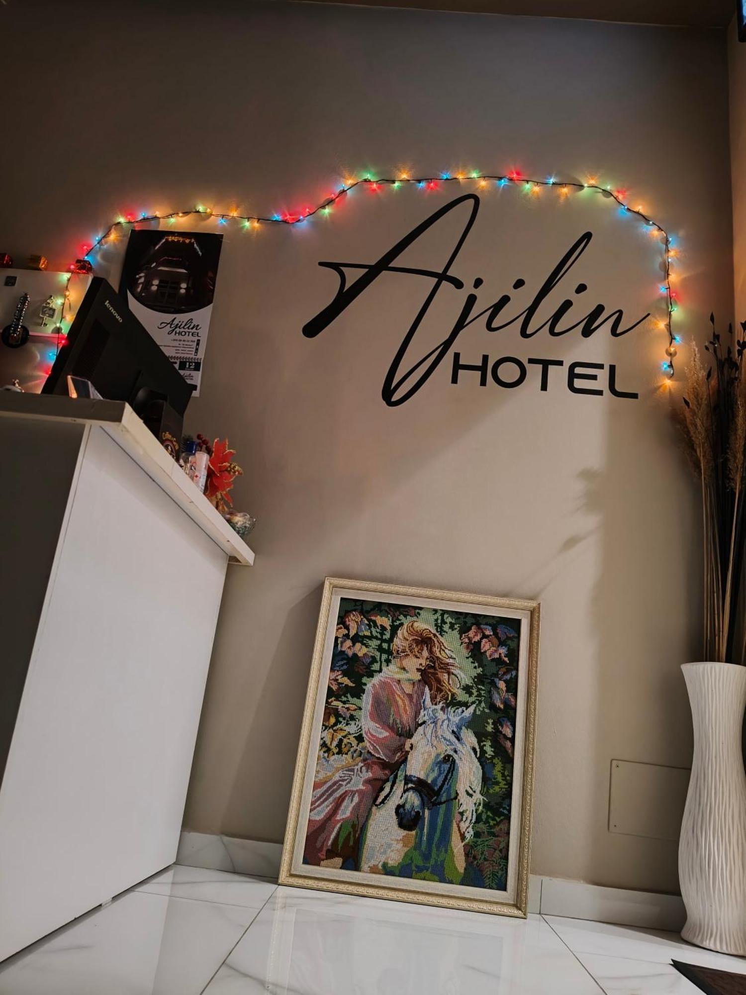Ajilin Hotel Rooms Korce Bagian luar foto