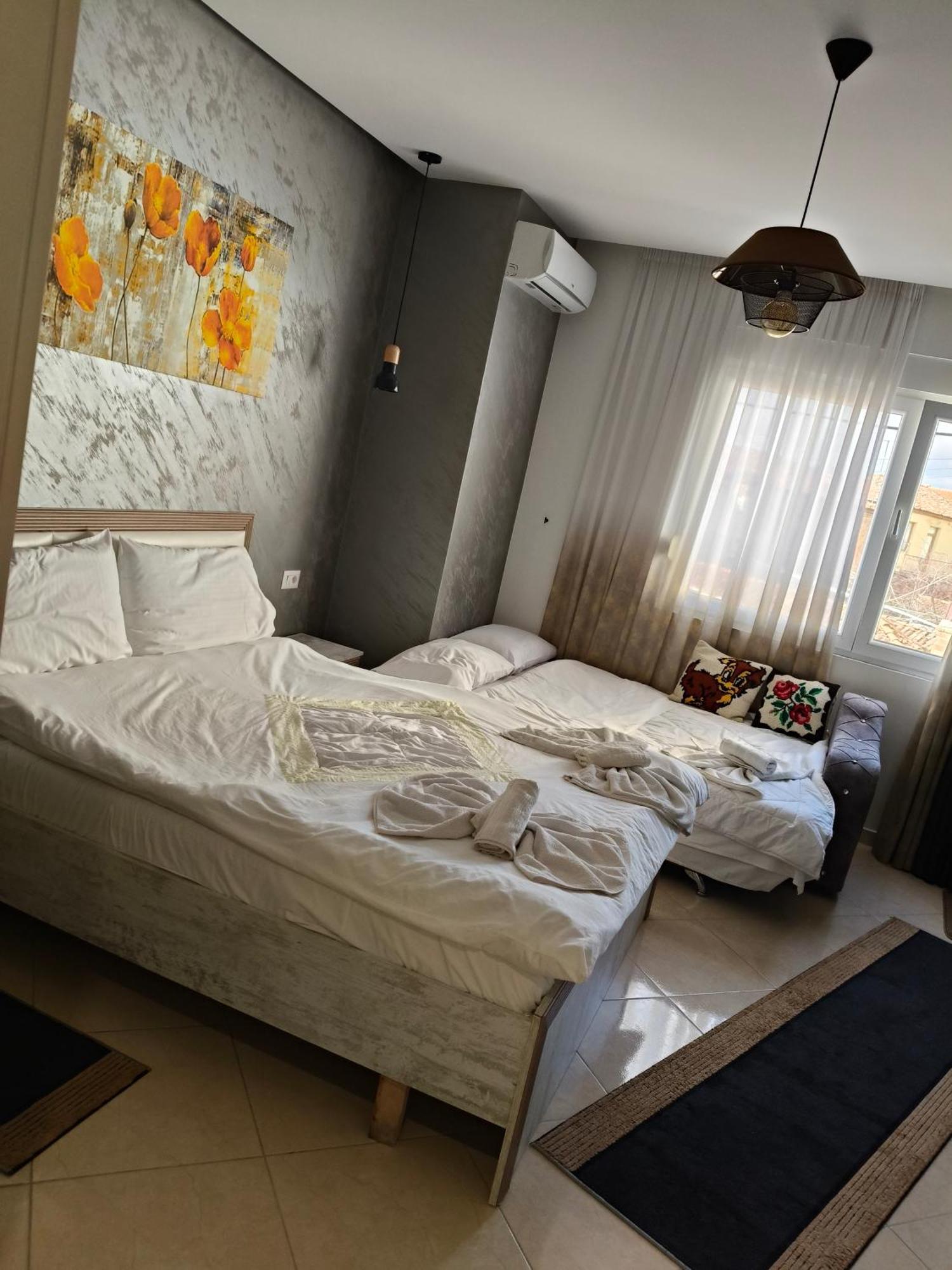 Ajilin Hotel Rooms Korce Ruang foto