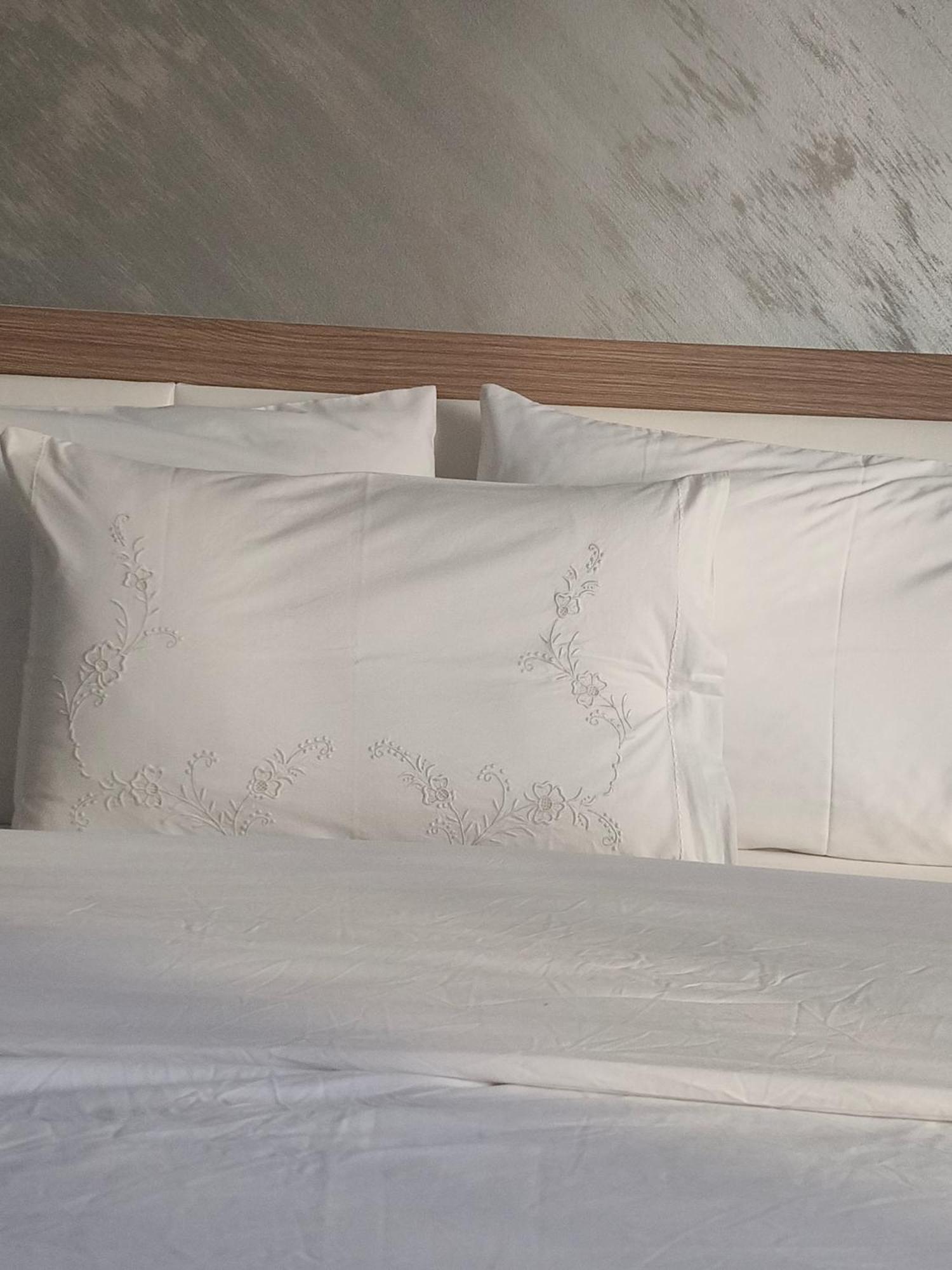 Ajilin Hotel Rooms Korce Ruang foto
